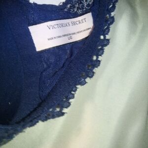 Victoria's Secret Deep Blue Lace Bra Size Large Good Condition